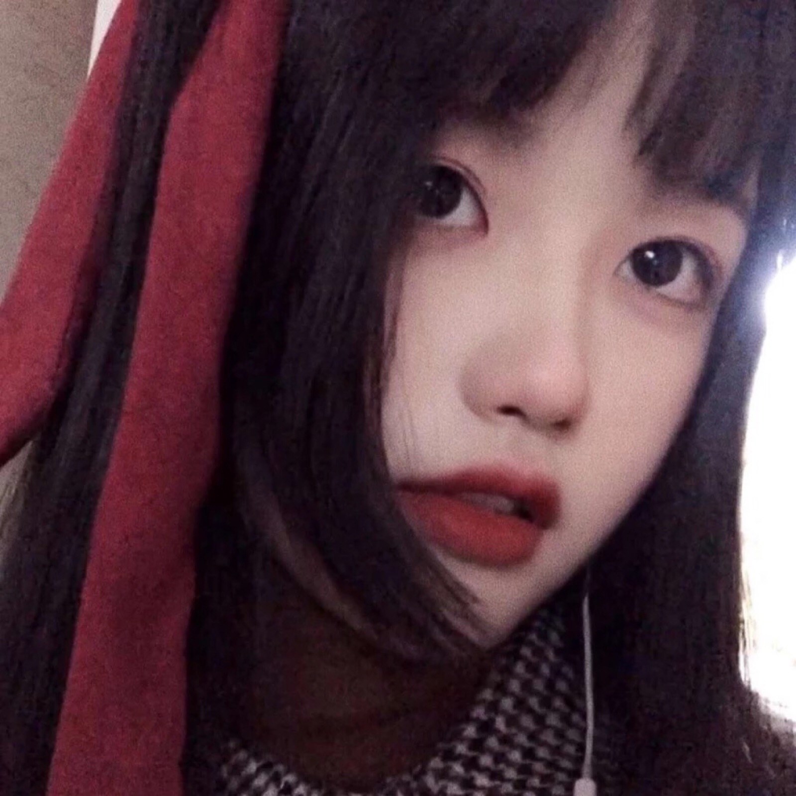 输了你赢了时间又如何的头像-鱼见海资源网-免费PHP网站源码模板,插件软件网创AI智能体资源分享平台！